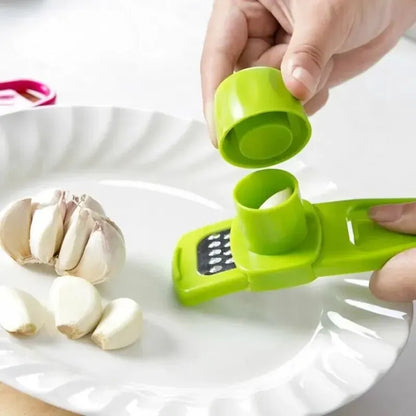 Mini Picadora de Ajo Manual – Prensa de Ajo Creativa, Triturador de Ajo Portátil, Utensilio de Cocina Verde Práctico y Funcional (1 Unidad)