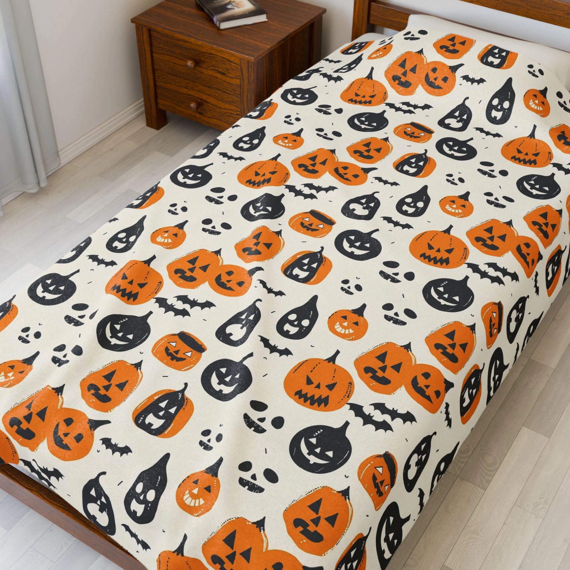 Halloween Couch Throw Blanket | Halloween Blanket with Pumpkin Print | Halloween Home Decor Soft Blanket | Pumpkin Halloween Blanket
